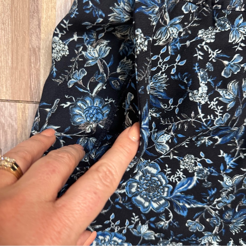 Floral Patterned Wide-Leg Elastic Waist Pants Women’s Size 12 - Picture 9 of 9